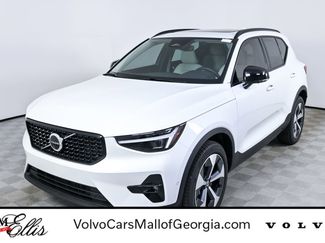 New 2026 Volvo XC40 B5 Plus w/ Protection Package Premier video 1