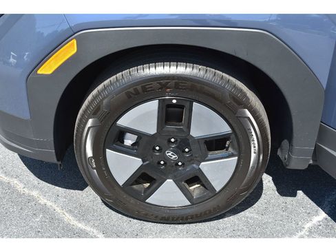 New 2025 Hyundai Santa Fe SEL image 8