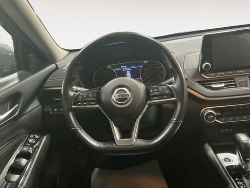 Used 2020 Nissan Altima 2.5 SV AWD/4WD image 12