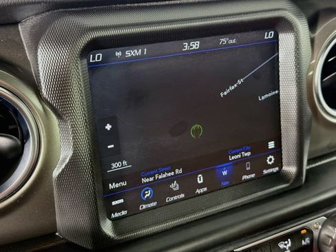 Used 2023 Jeep Wrangler Unlimited Sahara w/ Cold Weather Group AWD/4WD image 14