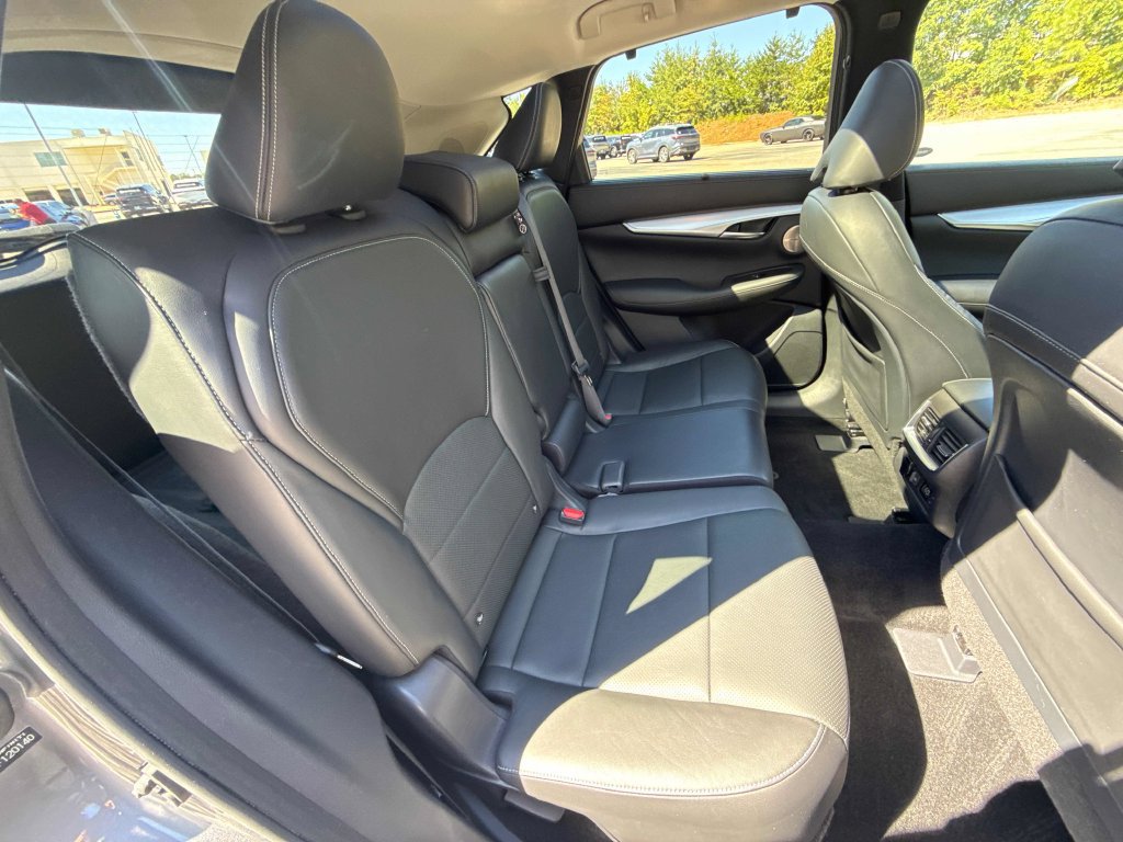 Used 2020 INFINITI QX50 Sensory w/ Climate Package FWD image 29