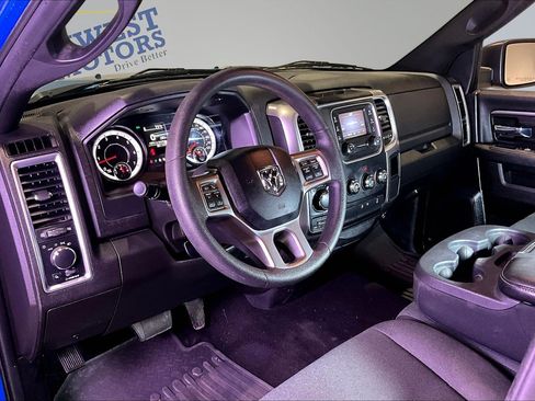 Used 2022 RAM 1500 Warlock AWD/4WD image 18