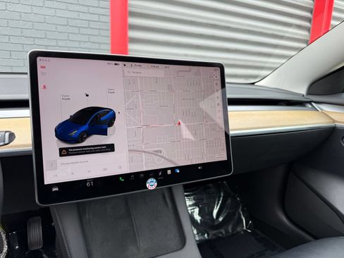 Used 2023 Tesla Model 3 Standard Range RWD image 22