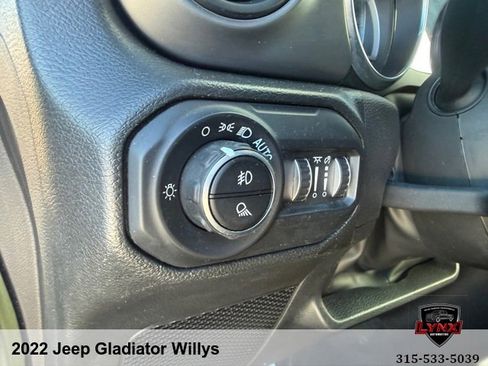 Used 2022 Jeep Gladiator Sport AWD/4WD image 31
