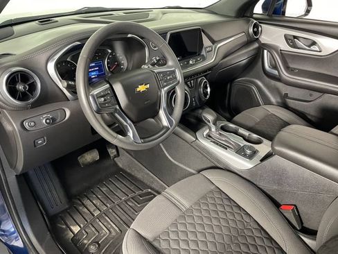 Used 2022 Chevrolet Blazer LT AWD/4WD image 3