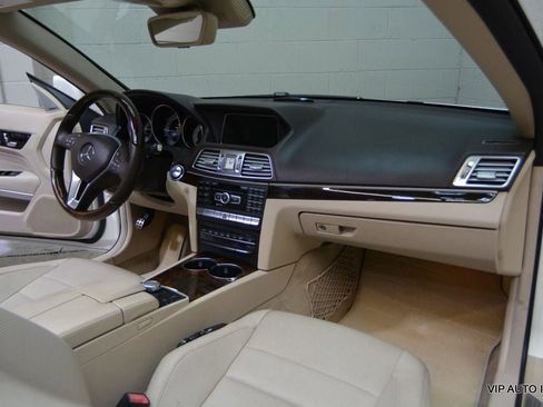 Used 2014 Mercedes-Benz E 550 Cabriolet image 12