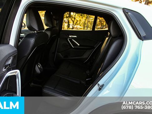 Used 2025 BMW X2 xDrive28i image 17