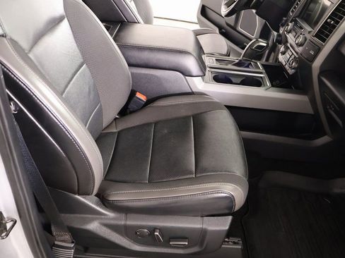 Used 2019 Ford F150 Raptor w/ Equipment Group 802A Luxury image 15