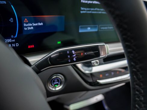 New 2026 Cadillac Lyriq Luxury image 19