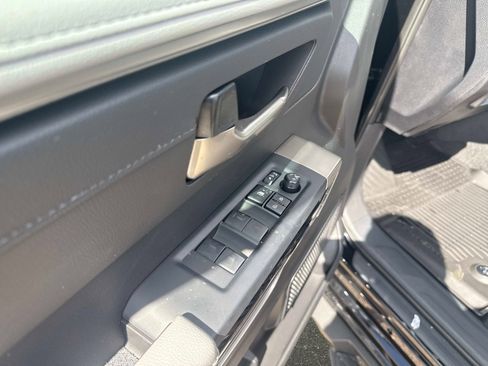 New 2026 Toyota Tundra Limited AWD/4WD image 19