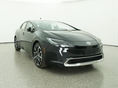 New 2026 Toyota Prius Plug-In Hybrid FWD image 30