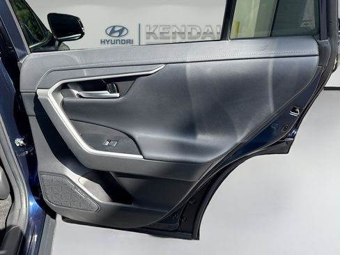 Used 2024 Toyota RAV4 Limited image 29