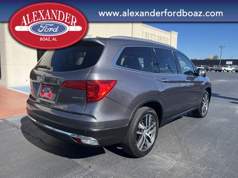 Used 2016 Honda Pilot Touring image 4