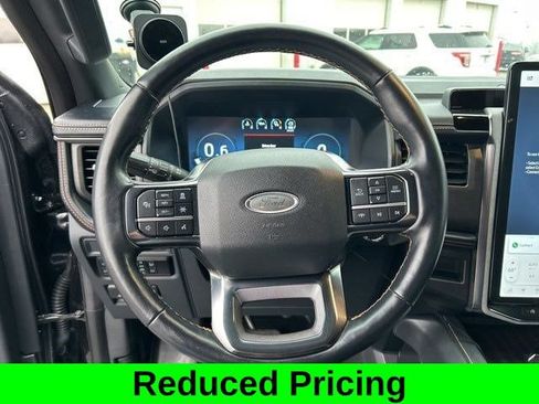 Used 2023 Ford Expedition Platinum AWD/4WD image 16