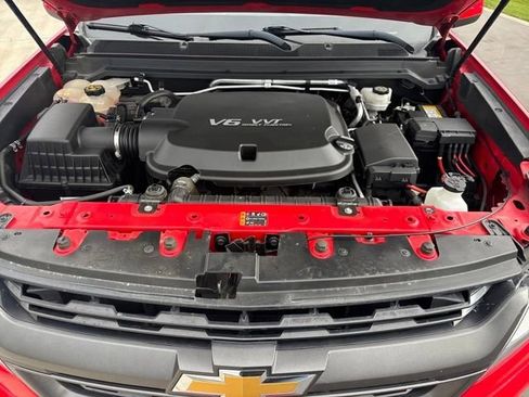 Used 2020 Chevrolet Colorado Z71 image 24