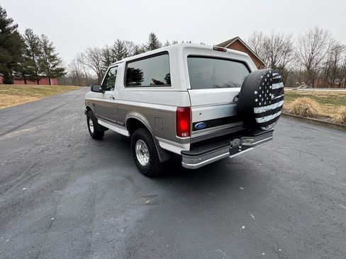 Used 1995 Ford Bronco XLT image 7