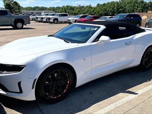 Used 2019 Chevrolet Camaro LT RWD image 34