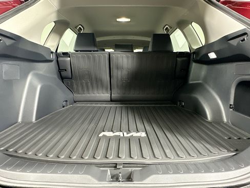 Used 2025 Toyota RAV4 LE image 28