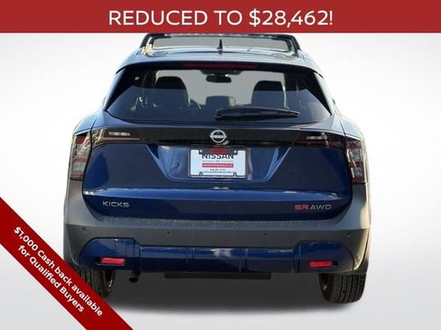 New 2026 Nissan Kicks SR w/ Cold Weather Package image 8