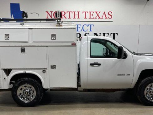 Used 2014 Chevrolet Silverado 3500 W/T image 5