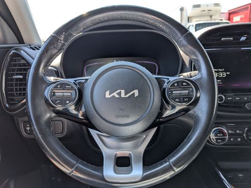 Certified 2023 Kia Soul EX FWD image 14