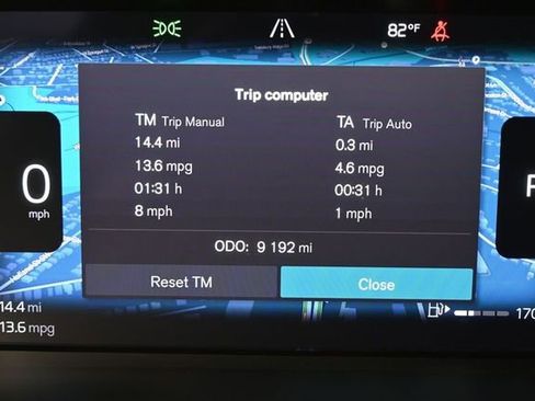 Used 2023 Volvo XC40 B4 Ultimate w/ Protection Package Premier FWD image 28