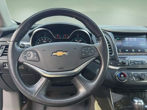 Used 2014 Chevrolet Impala LTZ image 20