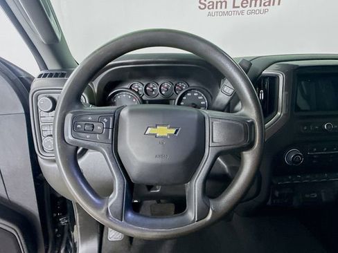 Used 2024 Chevrolet Silverado 2500 Custom w/ Custom Value Package image 13