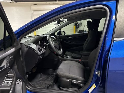 Used 2019 Chevrolet Cruze LT FWD image 19