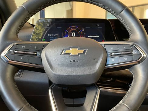 Used 2025 Chevrolet Equinox LT image 27