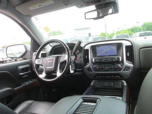 Used 2018 GMC Sierra 1500 SLT AWD/4WD image 26
