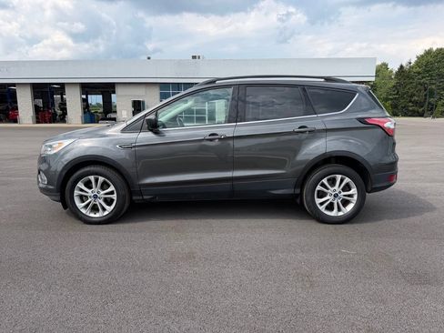 Used 2018 Ford Escape SEL FWD image 9
