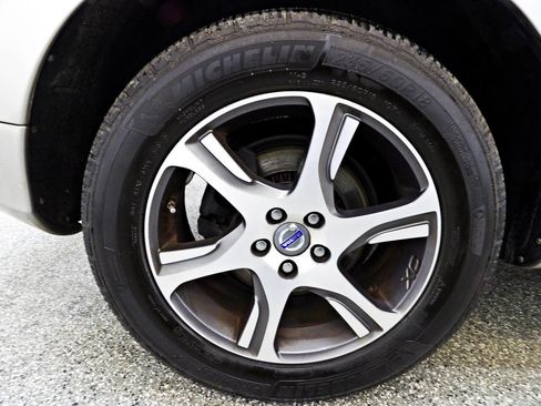 Used 2014 Volvo XC60 T6 image 21