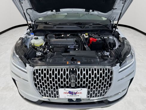 New 2026 Lincoln Corsair Premiere FWD image 30
