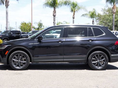 Used 2022 Volkswagen Tiguan SE FWD image 5