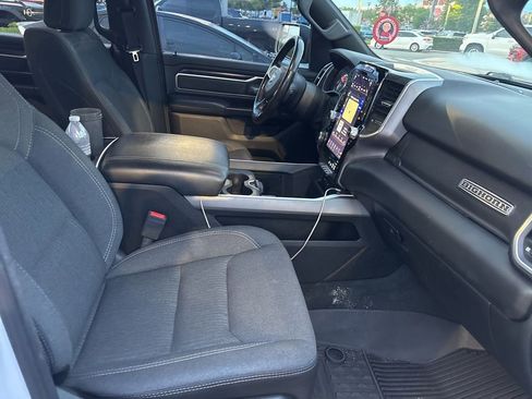 Used 2019 RAM 1500 Big Horn AWD/4WD image 9