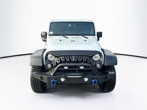 Used 2017 Jeep Wrangler Sport image 2