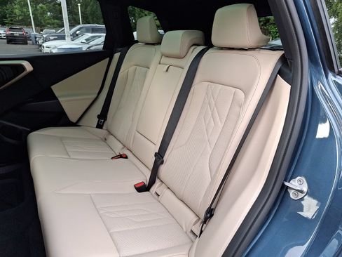 Used 2025 BMW X3 xDrive30i w/ Premium Package AWD/4WD image 7