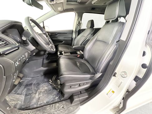 Used 2023 Honda Odyssey Elite image 21