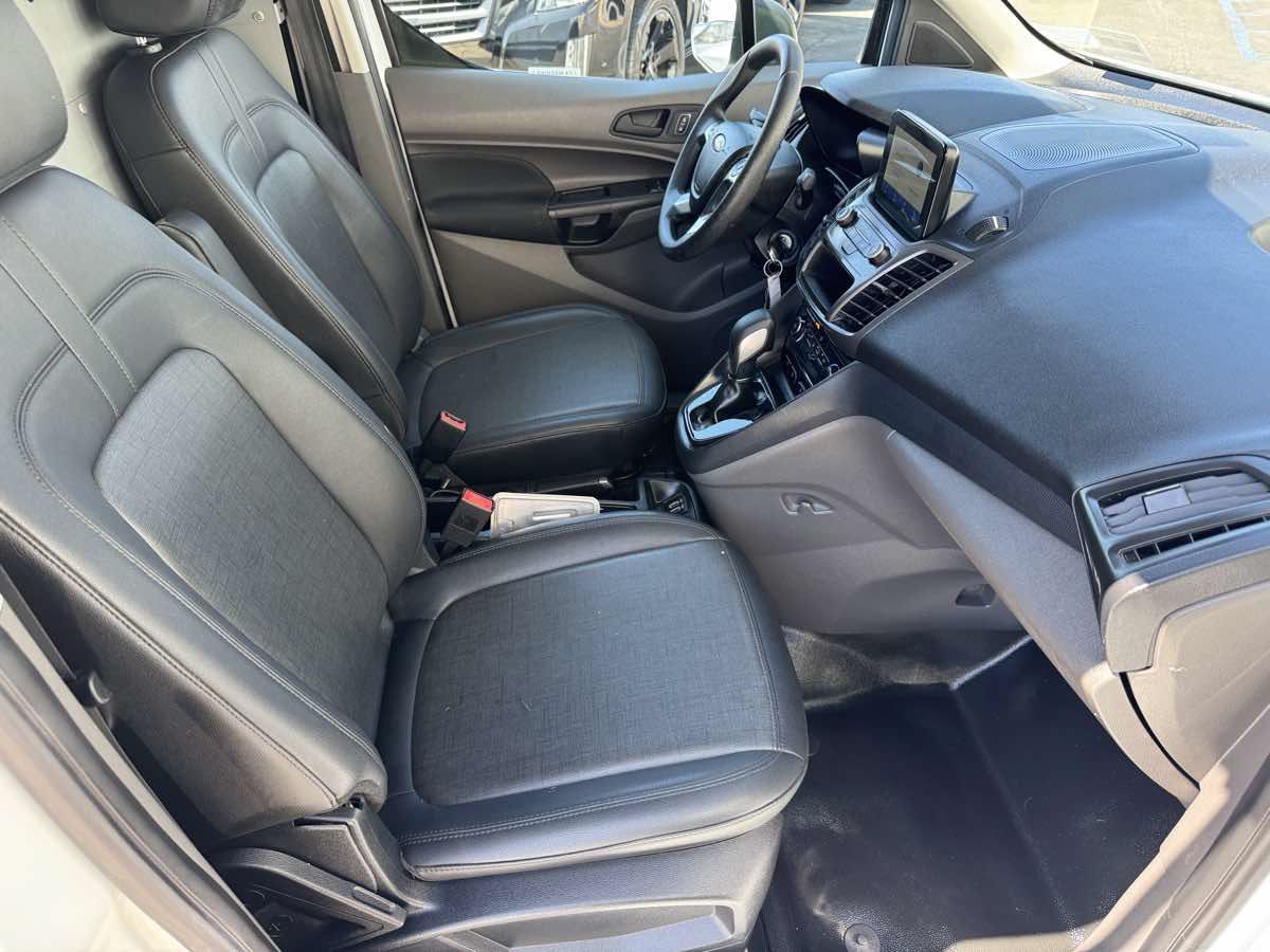 Used 2021 Ford Transit Connect XL FWD image 12