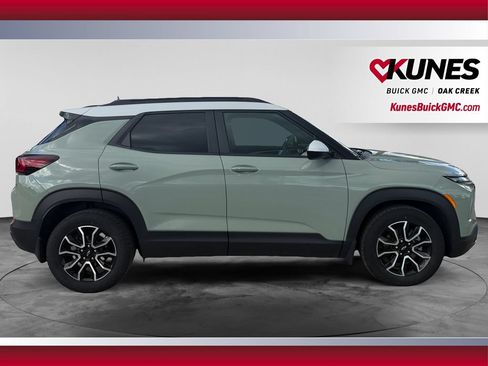 Used 2024 Chevrolet TrailBlazer ACTIV w/ Convenience Package FWD image 12