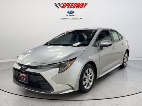 Used 2024 Toyota Corolla LE FWD image 12