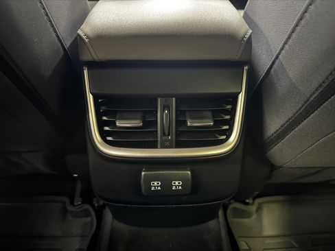Used 2022 Subaru Outback Premium AWD/4WD image 32