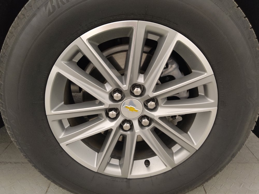 Used 2023 Chevrolet Traverse LT FWD image 31