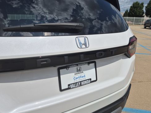 Certified 2024 Honda Pilot EX-L image 28