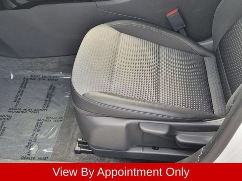 Used 2025 Chevrolet Trax LT w/ LT Convenience Package FWD image 20