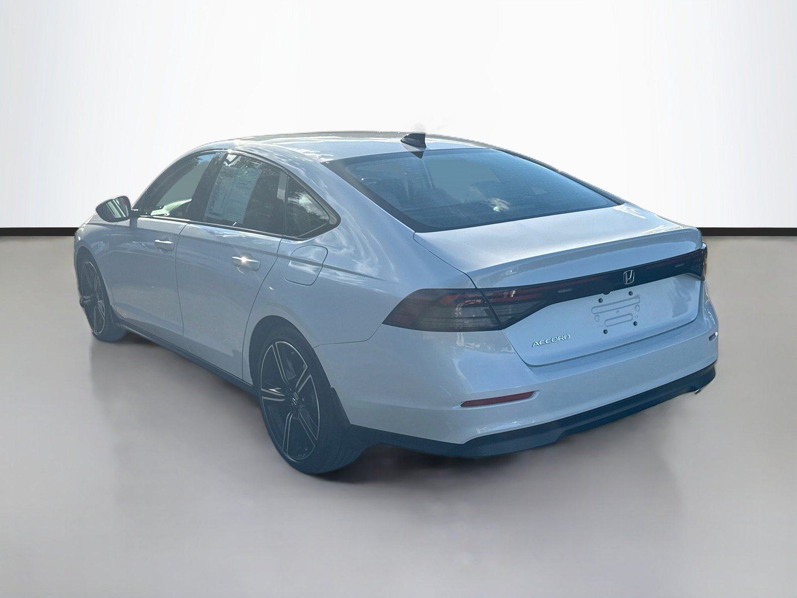 Used 2026 Honda Accord SE image 5