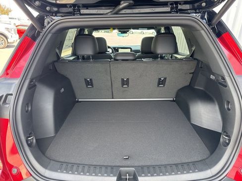 New 2026 Chevrolet Equinox RS w/ Convenience Package III AWD/4WD image 40