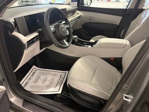 Certified 2025 Hyundai Tucson SE AWD/4WD image 21