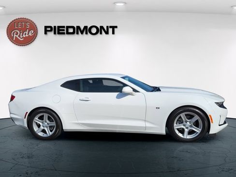 Used 2024 Chevrolet Camaro LT image 6